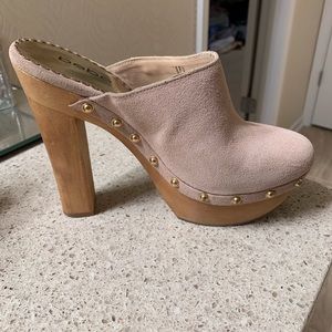 Bebe suede cream clog. Wore one time. Brand new